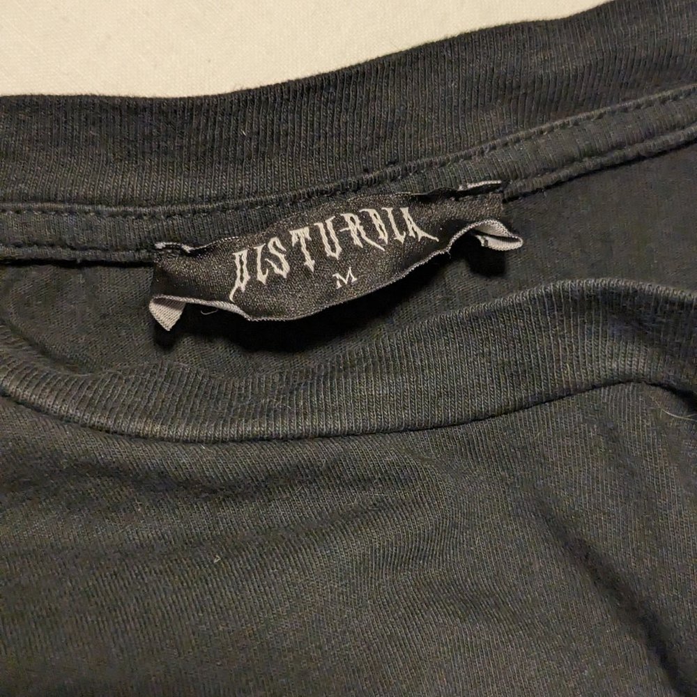 Disturbia Shirt sz M Black Thy Kingdom Come Pentagram Black Goth Distressed - Picture 3 of 3